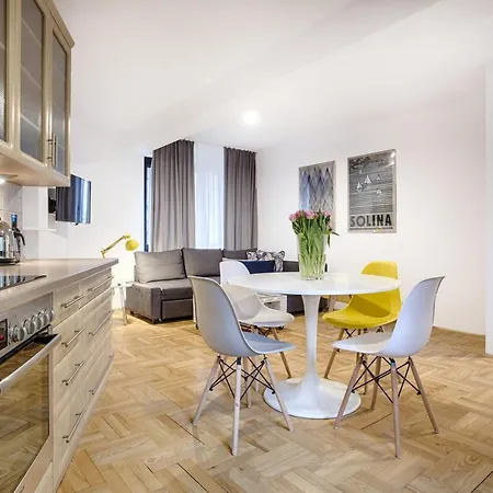 Apartament By Tyzenhauz