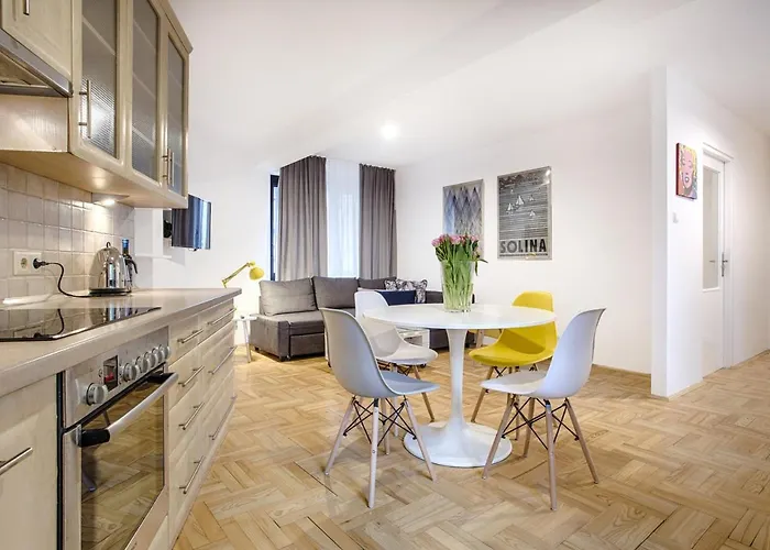 Appartement By Tyzenhauz