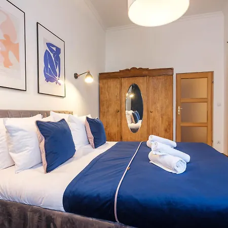 By Tyzenhauz 公寓 *