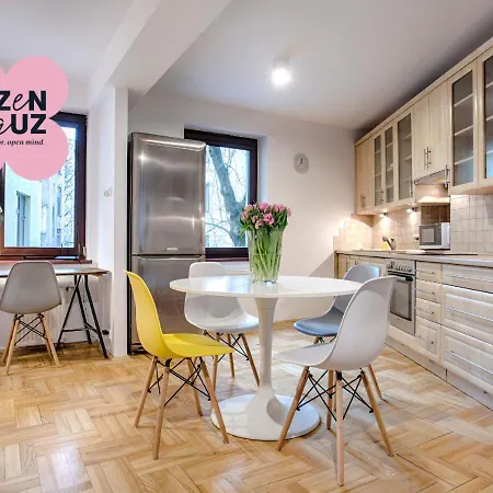 By Tyzenhauz 克拉科夫